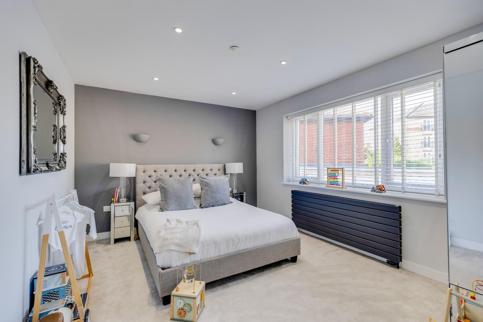 Channel View, Buttrills Road, Barry, CF62 8EG